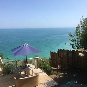 La En Bord De Ferienhaus