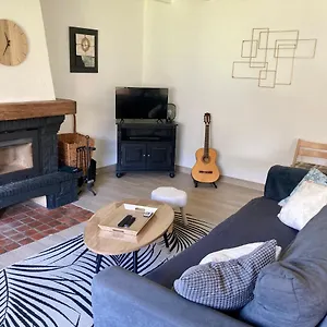  Hébergement de vacances Authentique Maison De Pecheur